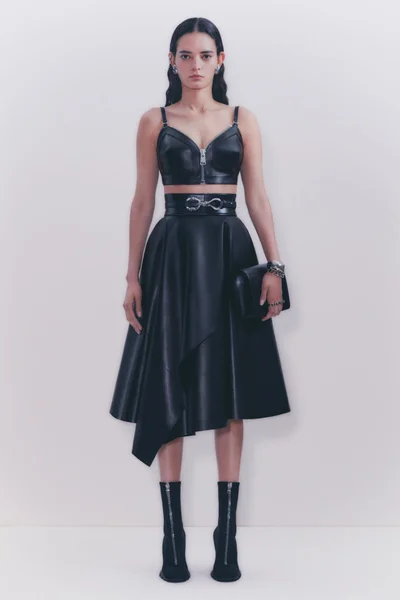 Look 12